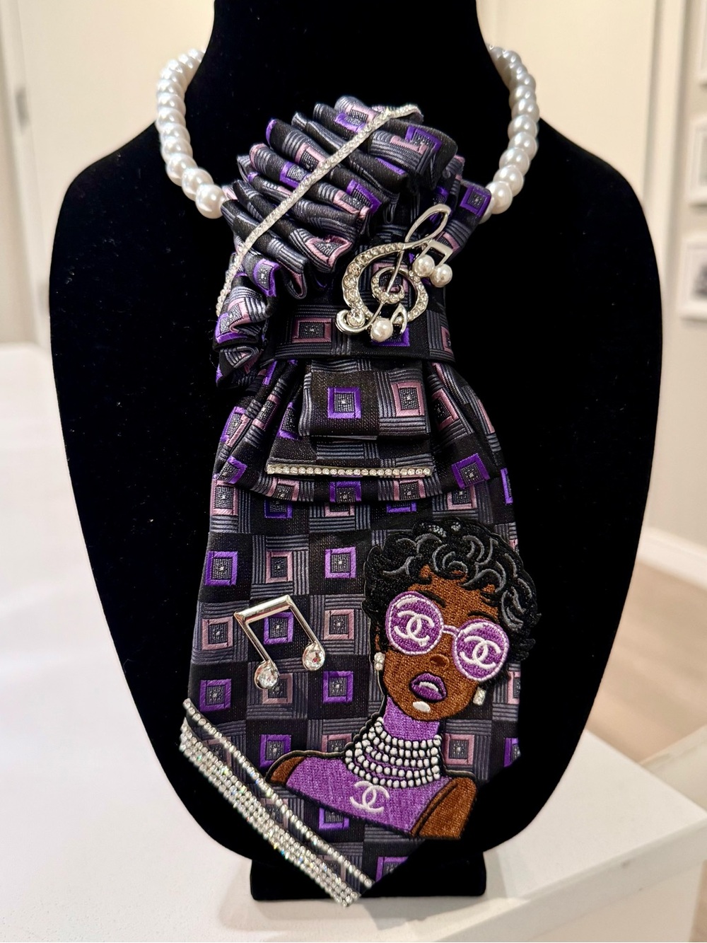 Purple and Black Geometric TIE NECKLACE w Music Note Brooches